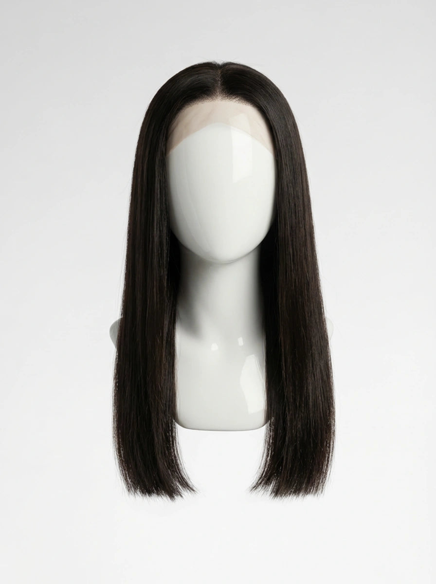 Lace front straight wig lisse avec HD lace invisible, perruque cheveux humains noirs naturels présentée sur buste blanc